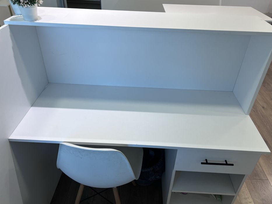 Мебель для бутика