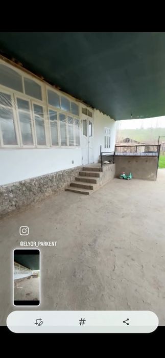 Uyi sotiladi Parkent tumani Boston mfi da