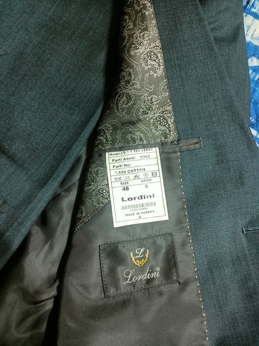 Сюртук и костюмы