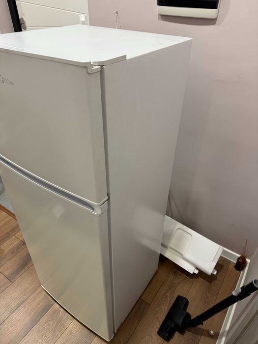 Холодильник Midea