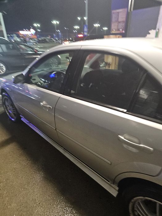 Vand sau schimb ford mondeo cu diverse