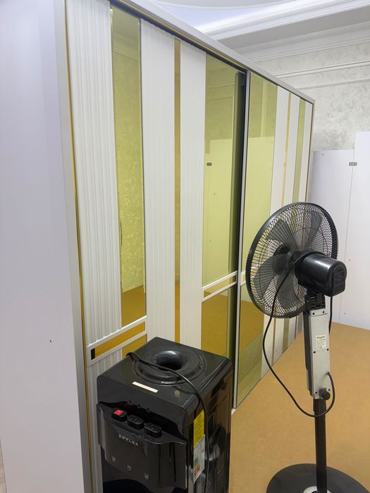 Ispani kamplekt zoʻr