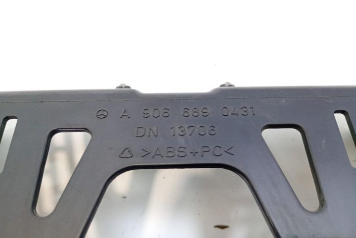 Carcasa  suport CD player A9066890431 Mercedes-Benz Sprinter a 2-a ge