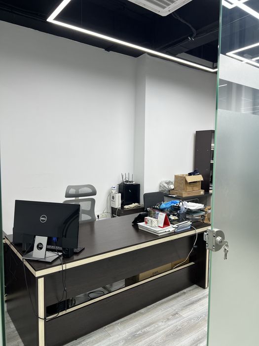 Сдам в аренду магазин+офис 300м2 На Паркентской улице.