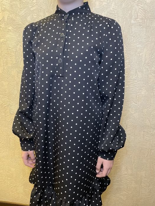 Продам платье в отличном состочнии .