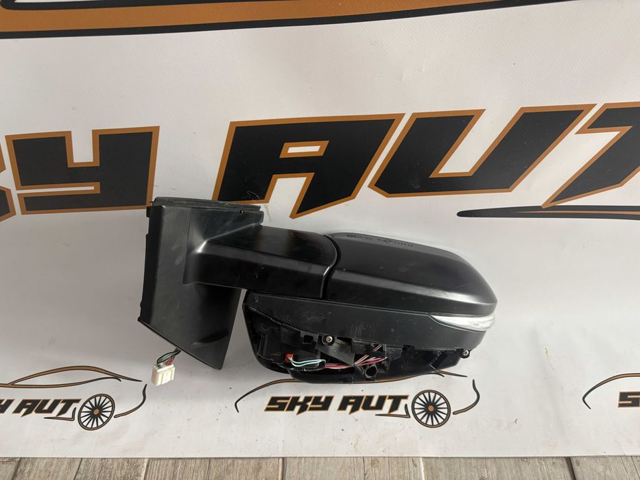 Oglinda cu semnal dreapta Toyota Rav 4 dupa 2012 originala