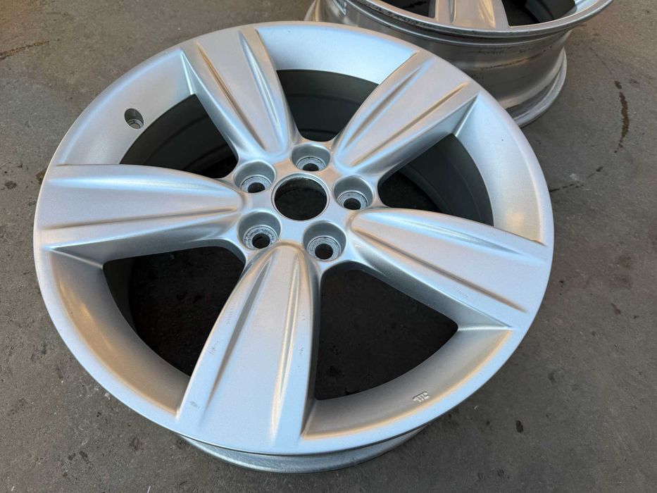 4 бр. алуминиеви джанти ENKEI 18" 5x114.3 , центр. отвор  67.1 ET38 7J