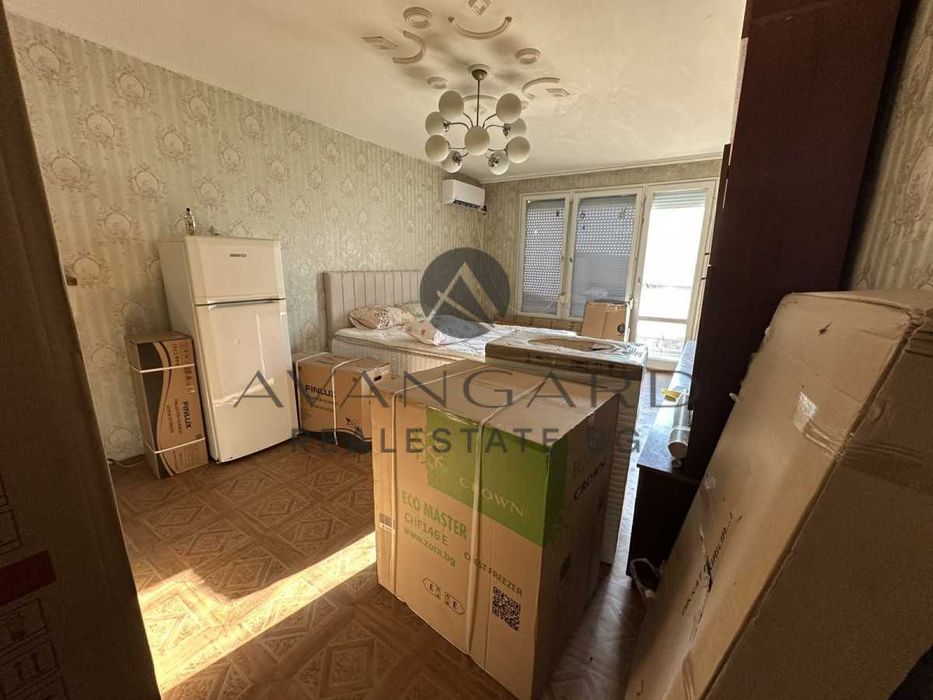 Продава се Двустаен апартамент в Пловдив, Изгрев - 70 кв.м за 952 €/кв.м - Снимка #1
