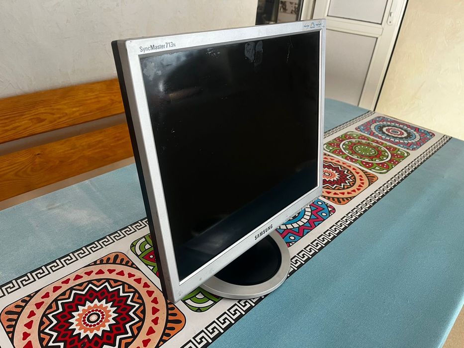 Продам маниторы