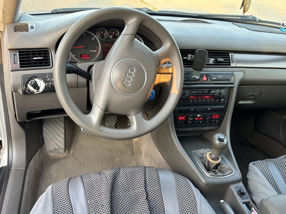 AUDI A6 0 — imagine 5