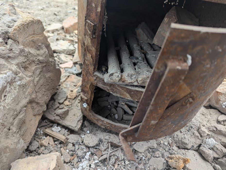 продаю печь б/у 30000торг