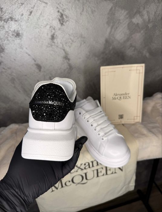 Alexander mcqueen