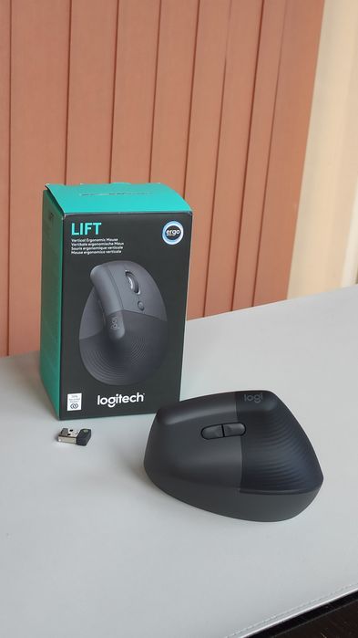 Mouse Logitech Lift - Ergonomic, Bluetooth, Vertical, Stare f buna