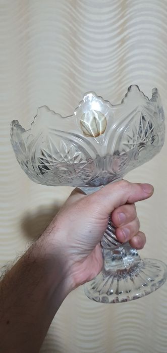 Ваза хрустальная