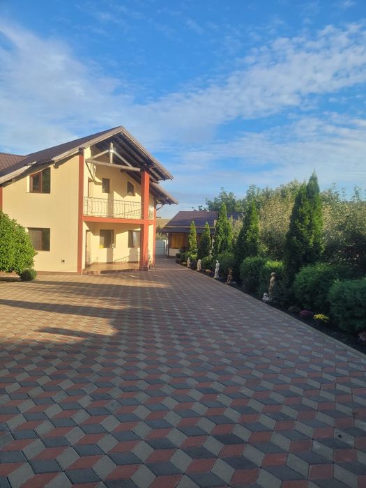 Vând casă P+1 / Dorohoi, județul Botoșani
