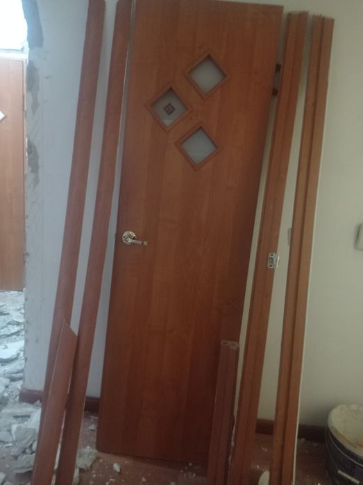 Дверь бу хорошем состоянии