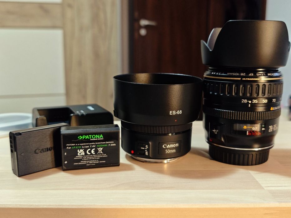 Canon DSLR 2000D ca NOU