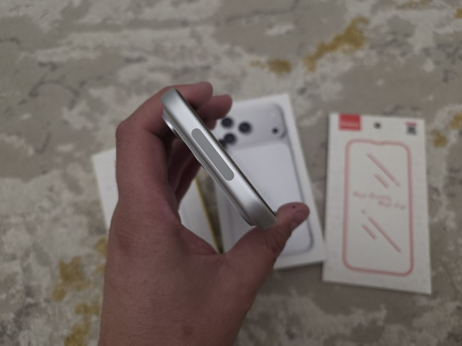 iPhone 17 Pro Max 256gb Silver Esim