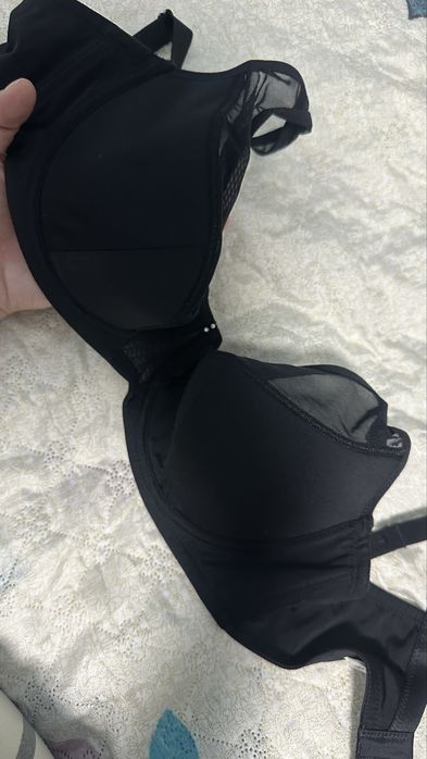 Лифчик бюстгальтер