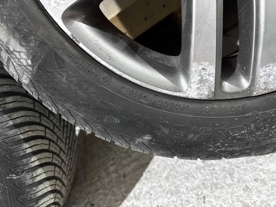 Set jante originale vw 5x112 cu anvelope 205 55 r16 dot bun