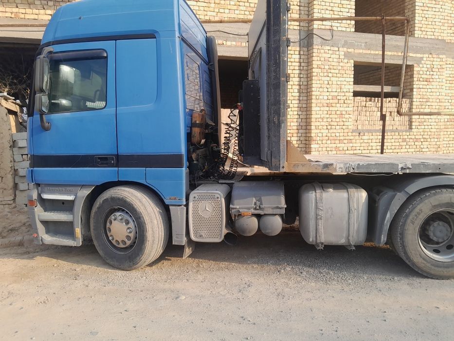 Mercedes Benz euro 2.  сотилади