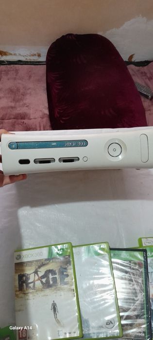 Продам два X boxxa