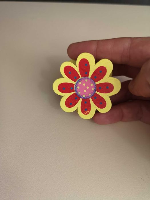 Кожен тефтер с разделител, други тефтери, калъф за очила и 2 аксесоара