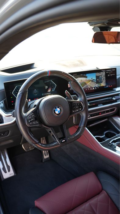 BMW X6 40i xDrive / 381 cp