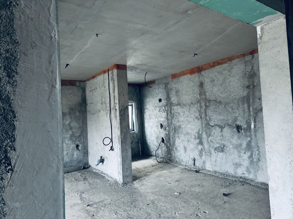 Vând casa parter - ANL Parc