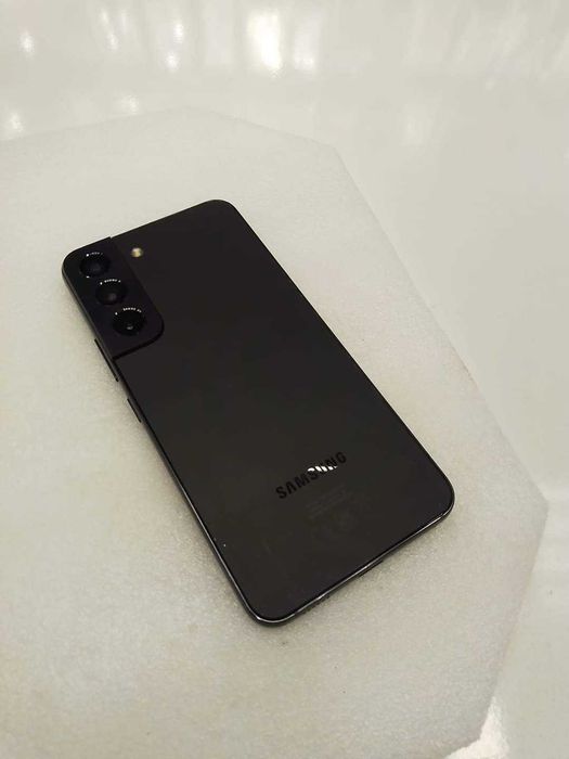 SAMSUNG s22 с гаранция