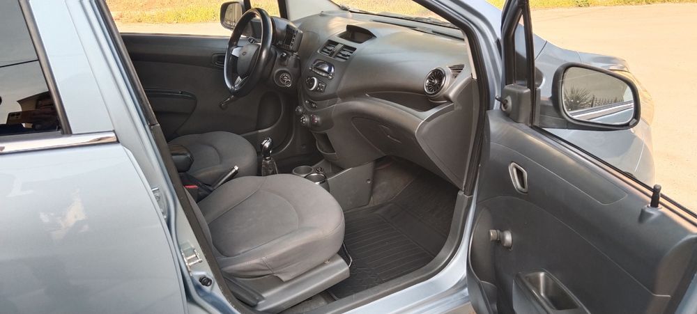 Продам Спарк 2011