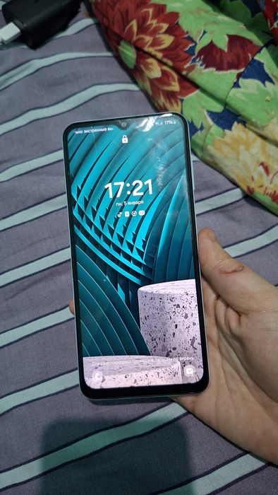 Samsung 13 A sotiladi xolati yaxwi kup ishlamagan