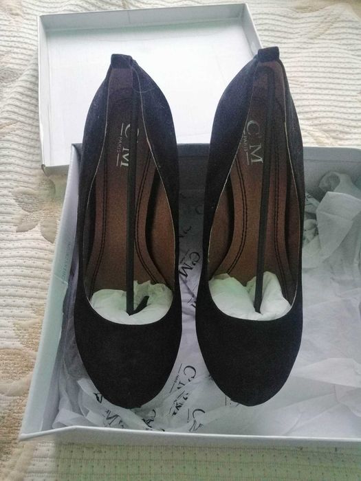 Дамски обувки на платформа