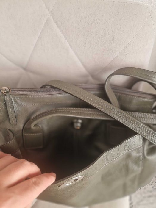 Сумка cерая кожаная