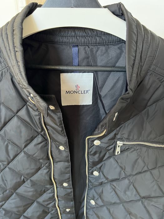 Оригинално мъжко яке Moncler – пухено – ново / не носено