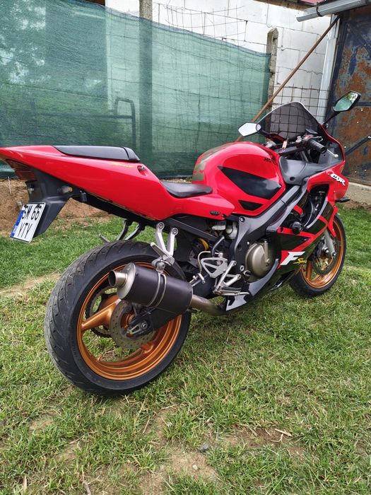 Vand honda cbr 600 f4i sport