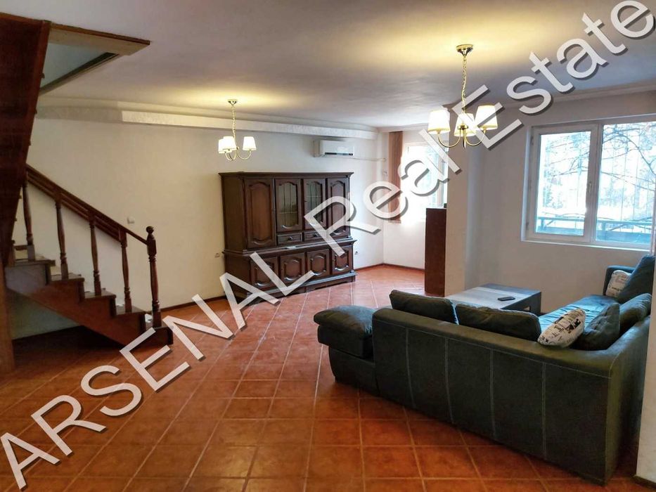 Дава се под наем Четиристаен апартамент в София, Редута - 190 кв.м за 800 € - Снимка #3