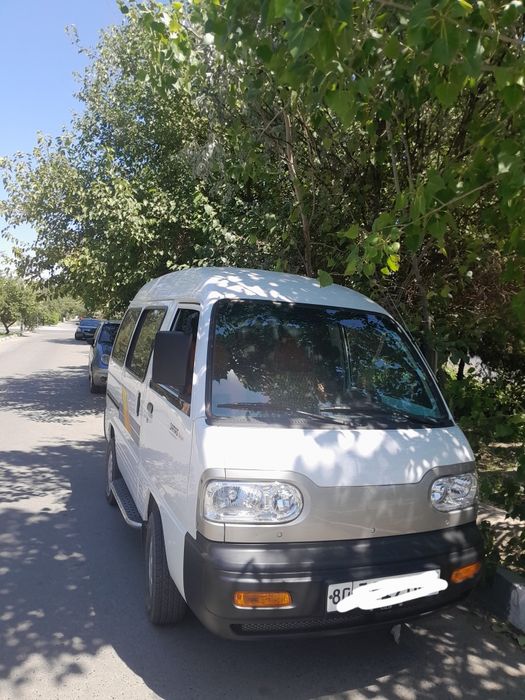 Автомобиль Дамас