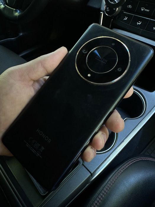 Продам мощный смартфон HONOR X9b