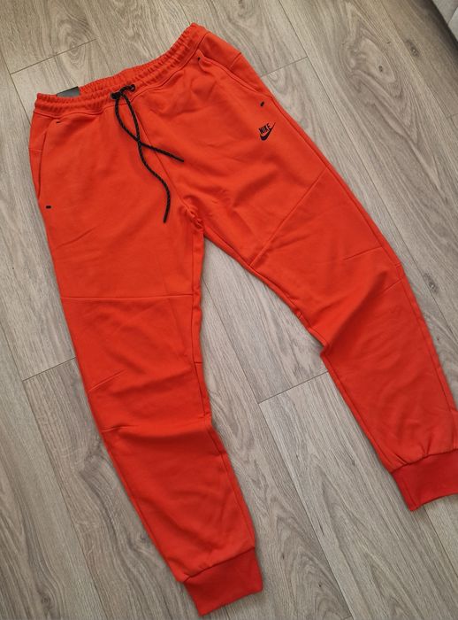 Страхотно мъжко долнище NIKE размер S M L XL