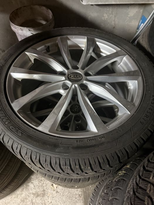 Оригинални джанти с гуми KIA / HYUNDAI – 225/45 R19, ET50