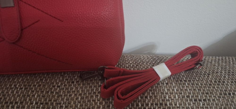 Poseta noua,rosu fucsia,noua,25 lei