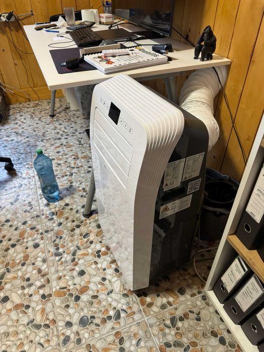 Aer conditionat portabil 12,000 BTU, Wi-Fi, Functie Incalzire