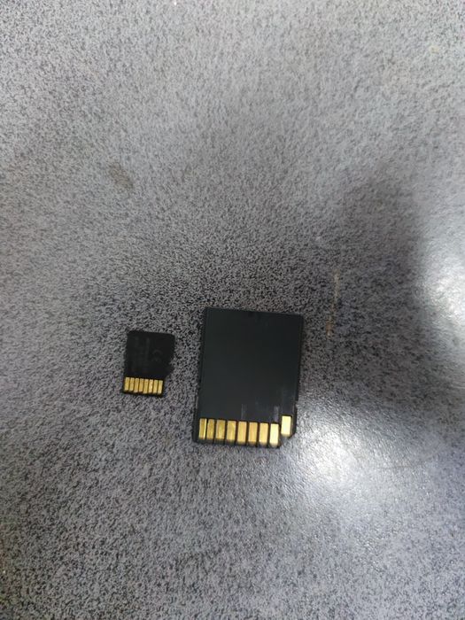 Card de memorie 16 GB