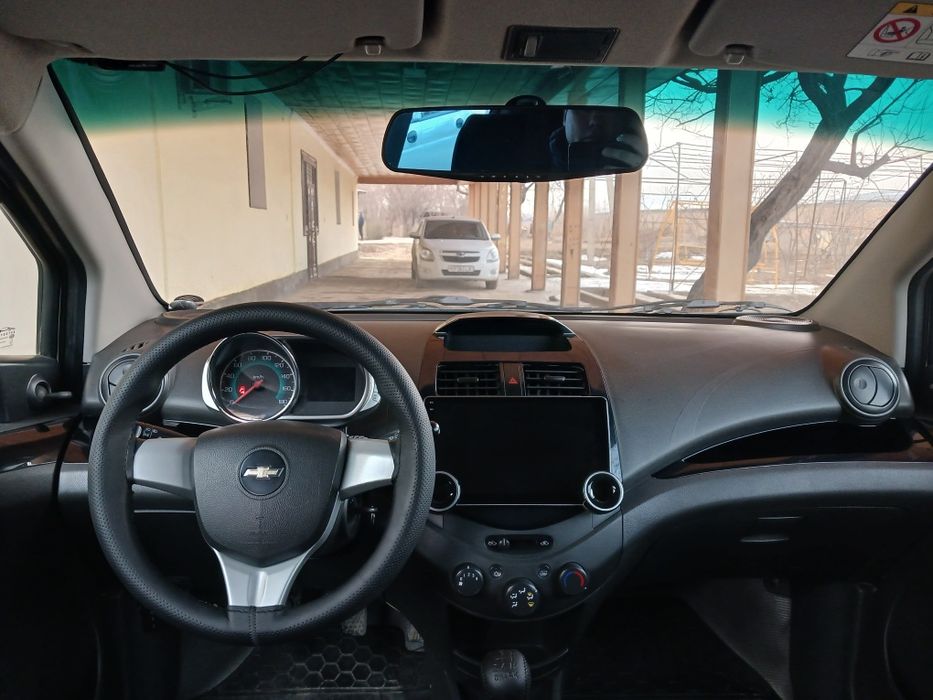 Chevrolet Spark sotiladi