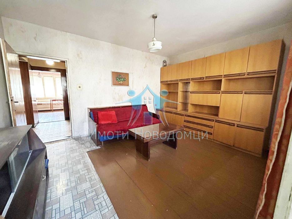 Продава се Четиристаен апартамент в Шумен, Пазара - 115 кв.м за 1197 €/кв.м - Снимка #2