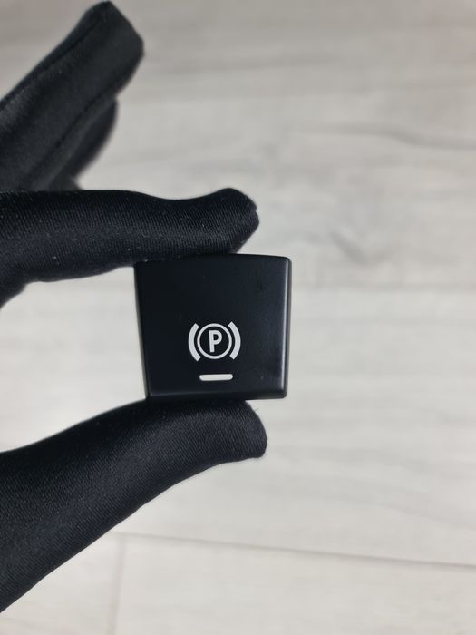 Buton-P-Parcare-Parking-Bmw-Seria-5-7-X3-X4-X5-X6-F10-F15-F16-F01-F25