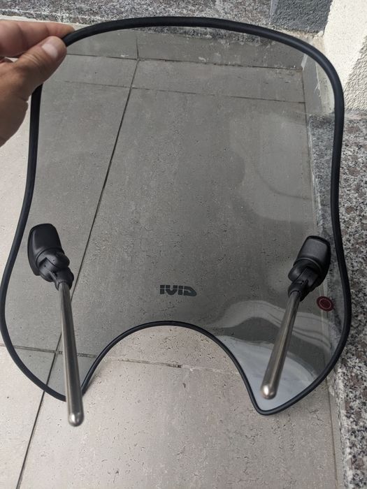 Vand parbriz moto Givi A603