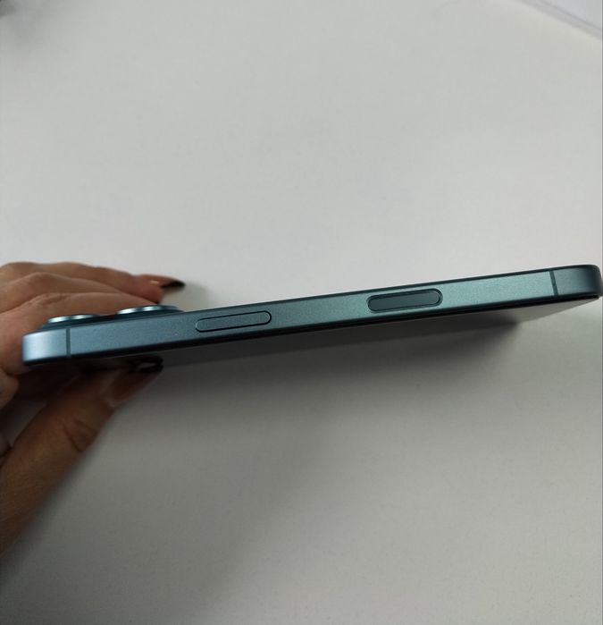 iphone 16 / 256 gb