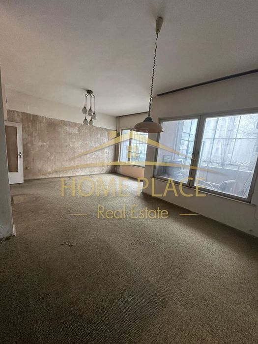 Продава се Тристаен апартамент в Варна, Червен площад - 100 кв.м за 1423 €/кв.м - Снимка #2